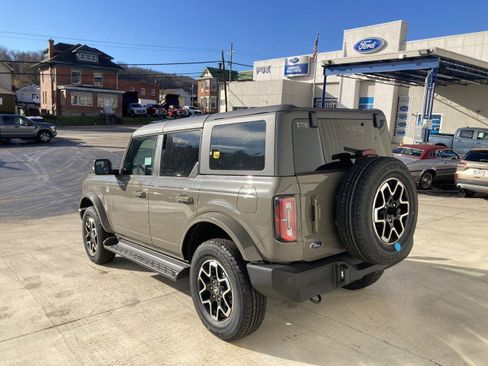 New 2025 Ford Bronco Outer Banks image 5