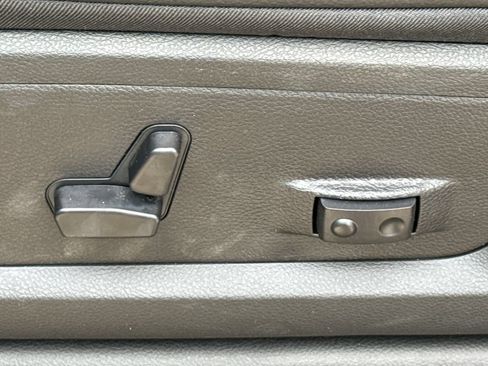 New 2026 RAM 2500 Laramie AWD/4WD image 22