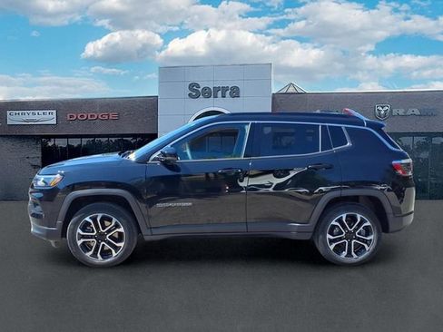 Used 2023 Jeep Compass Limited AWD/4WD image 4