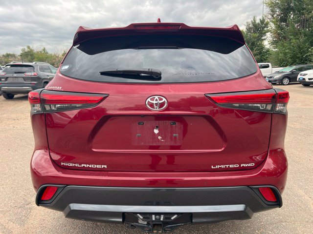 Used 2021 Toyota Highlander Limited AWD/4WD image 4
