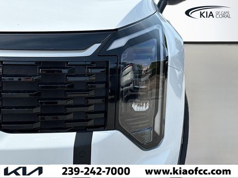 New 2026 Kia Sportage EX FWD image 8