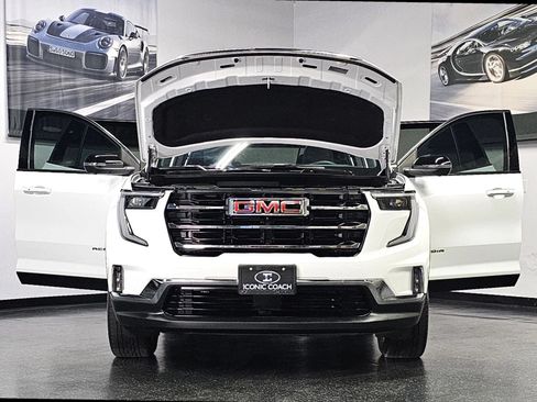 Used 2024 GMC Acadia Elevation FWD image 10