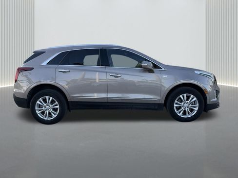 Used 2023 Cadillac XT5 Luxury FWD image 3