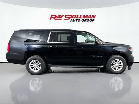 Used 2018 Chevrolet Suburban LT AWD/4WD image 6
