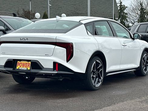 New 2026 Kia K4 GT-Line image 5