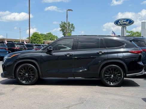 Used 2022 Toyota Highlander XSE image 43