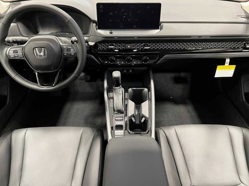 New 2025 Honda Accord EX-L image 17