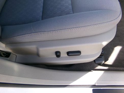 Used 2011 Ford Fusion SEL image 30