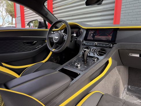 Used 2025 Bentley Continental GT Speed image 28
