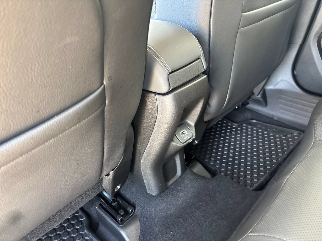 Used 2023 Jeep Renegade Limited AWD/4WD image 29