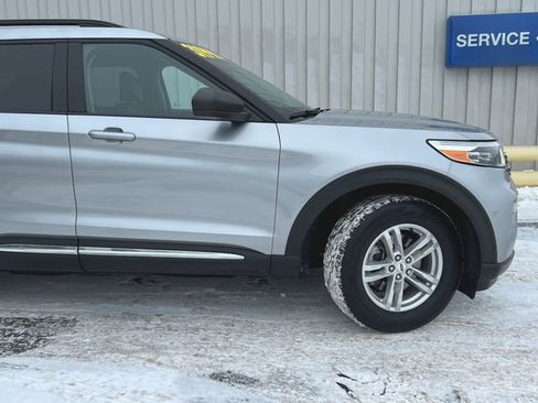 Used 2023 Ford Explorer XLT w/ Equipment Group 202A image 19