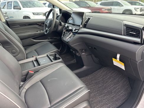 Used 2026 Honda Odyssey Touring image 22
