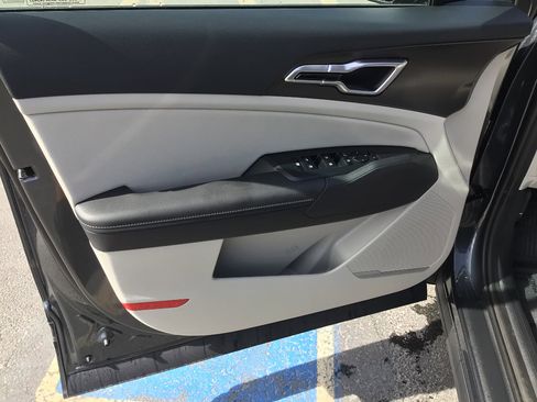 New 2026 Kia Sportage EX AWD/4WD image 9