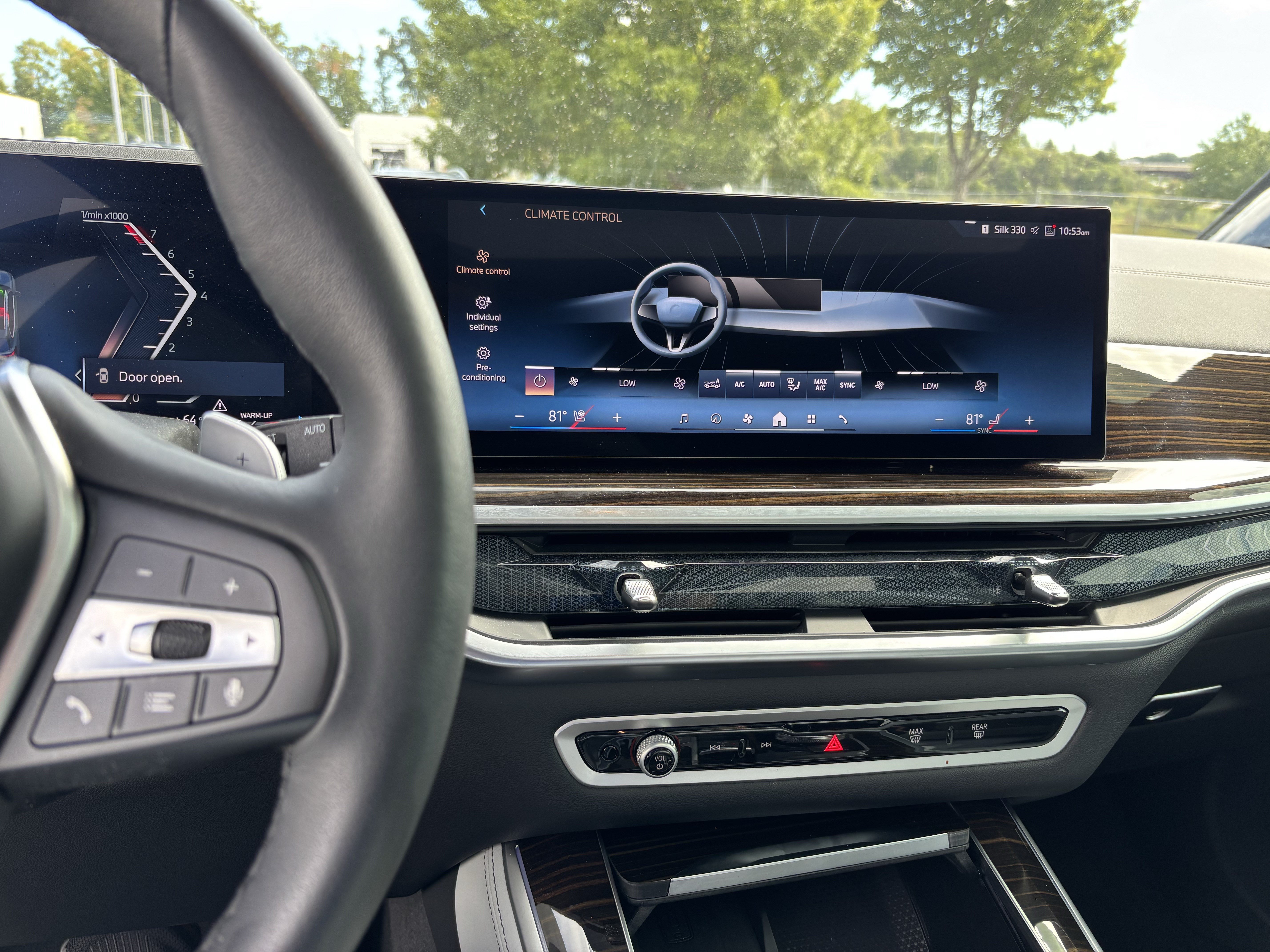 Certified 2025 BMW X5 sDrive40i w/ Premium Package RWD image 30