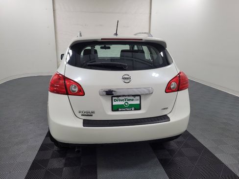 Used 2015 Nissan Rogue S w/ Convenience Package AWD/4WD image 6