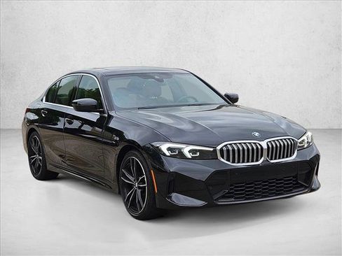 Used 2024 BMW 330i Sedan w/ M Sport Package image 4