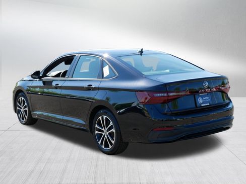 Certified 2025 Volkswagen Jetta Sport FWD image 5