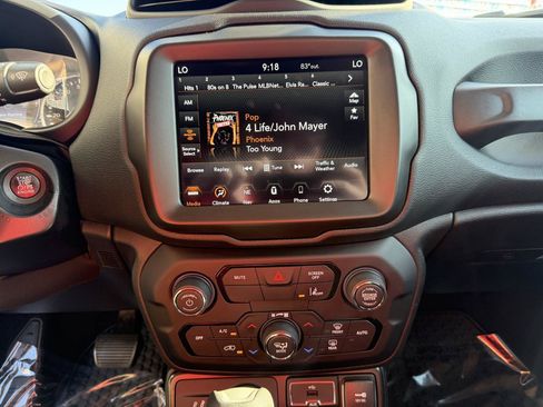 Used 2022 Jeep Renegade Sport w/ Sport Appearance Group AWD/4WD image 28