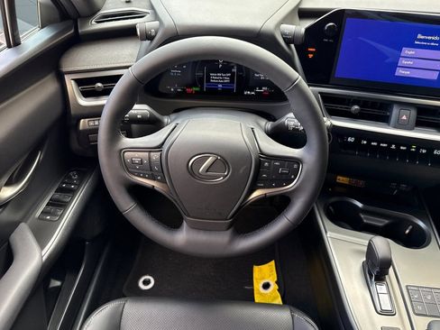 New 2026 Lexus UX 300h FWD image 23