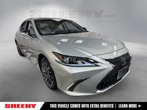 Certified 2025 Lexus ES 300h w/ Premium Package FWD image 1