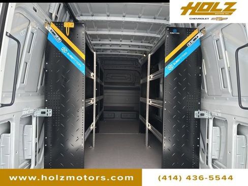 Used 2025 Mercedes-Benz Sprinter 2500 image 30