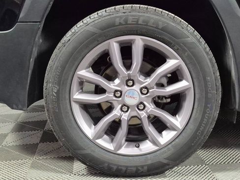 Certified 2024 GMC Terrain SLT image 26