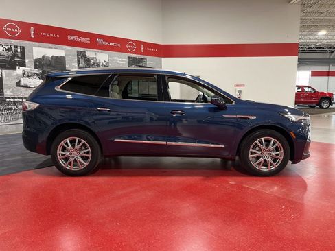 Certified 2023 Buick Enclave Premium w/ Experience Buick Package AWD/4WD image 2