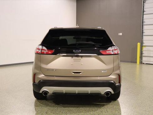 Used 2020 Ford Edge SEL w/ Convenience Package FWD image 9