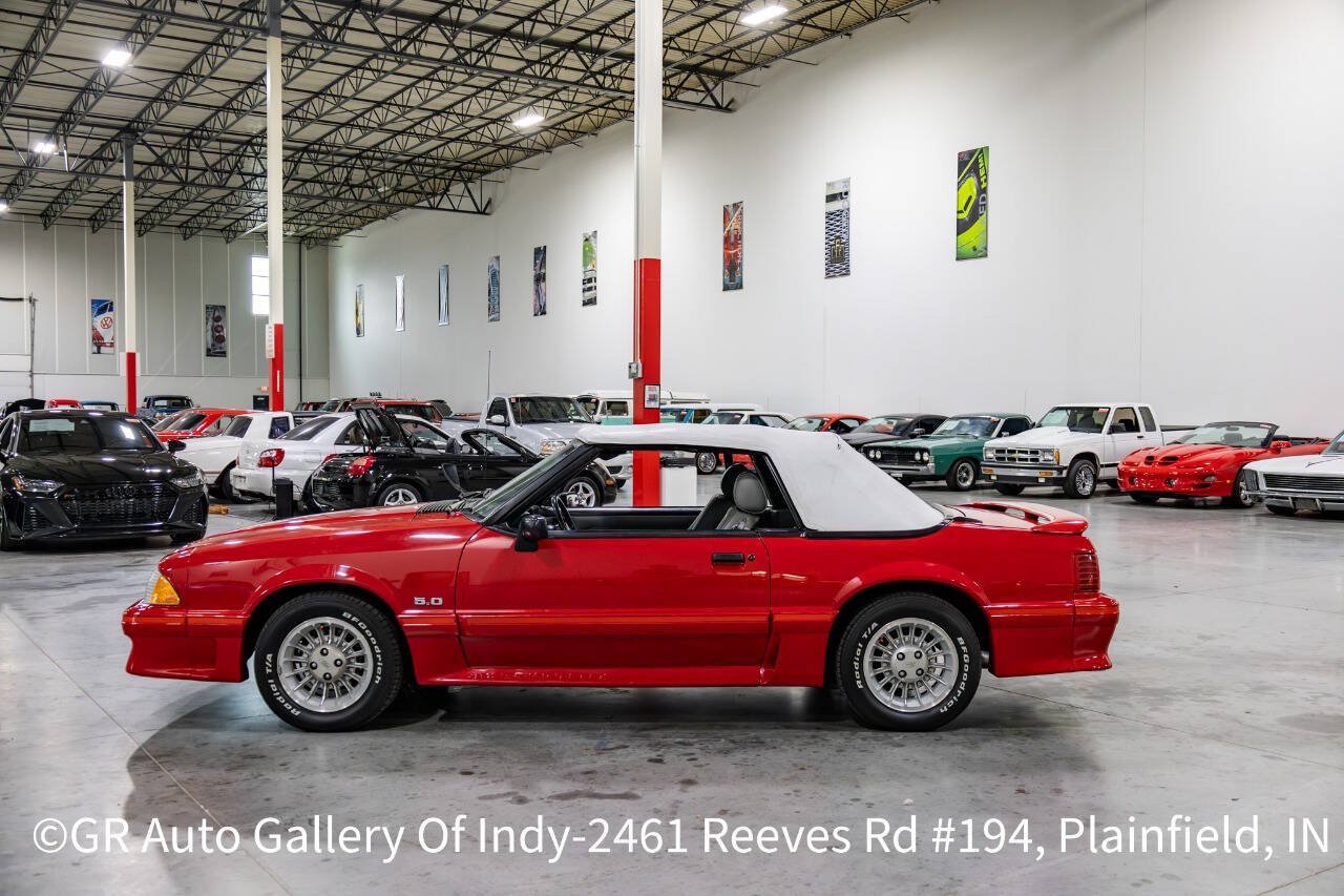 Used 1989 Ford Mustang GT RWD image 18