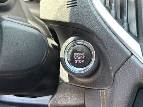 Used 2023 Subaru Crosstrek 2.5i Limited w/ Moonroof Package AWD/4WD image 19
