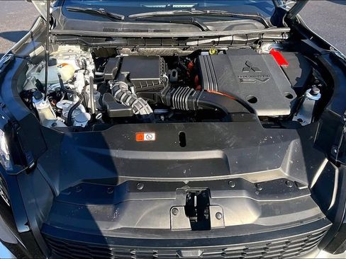 Used 2025 Mitsubishi Outlander SEL Black Edition image 10