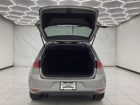 Used 2017 Volkswagen Golf Wolfsburg Edition image 41