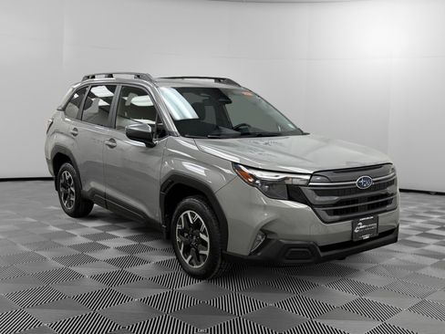 Certified 2025 Subaru Forester Premium w/ Convenience Package #2 image 7