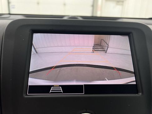 Used 2023 Chevrolet Equinox LS AWD/4WD image 14
