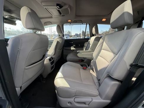 Used 2020 Honda Pilot Elite image 6