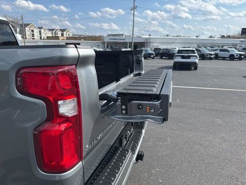 New 2026 Chevrolet Silverado 1500 High Country AWD/4WD image 17