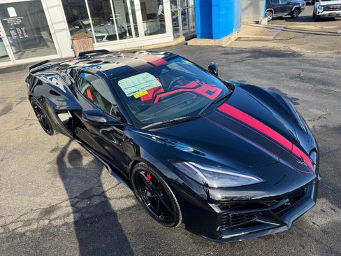 New 2026 Chevrolet Corvette E-Ray w/ Battery Protection Package image 21