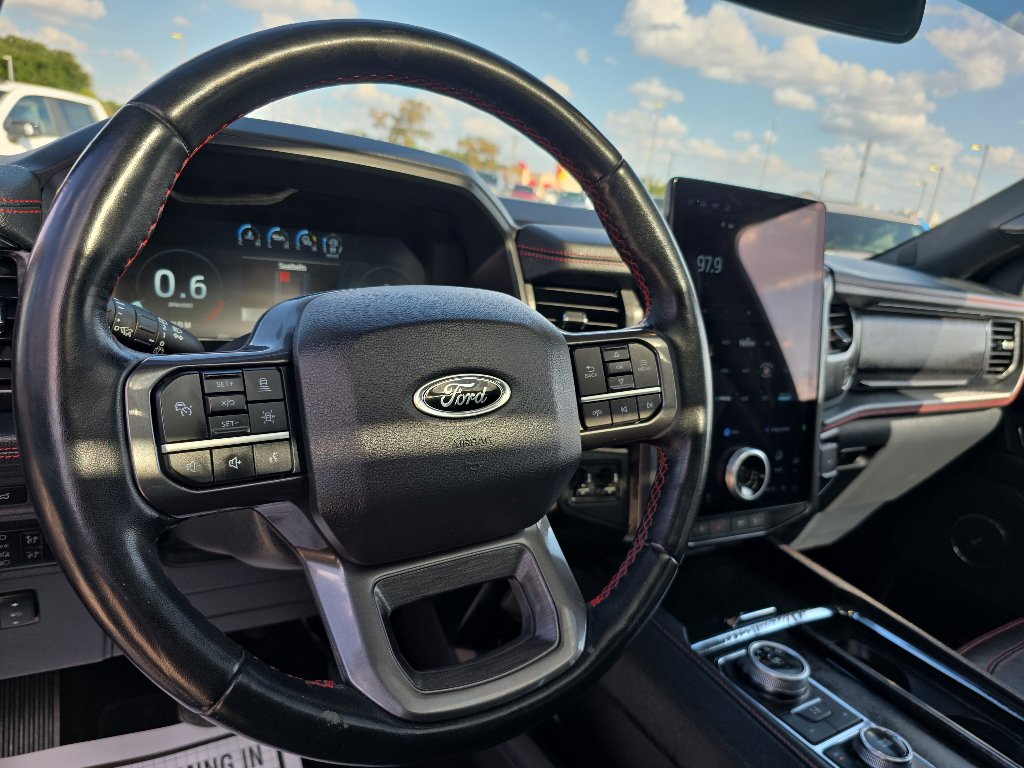 Used 2023 Ford Expedition Limited AWD/4WD image 11