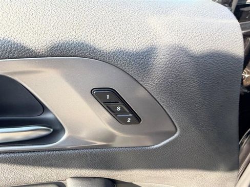 New 2026 Chrysler Pacifica Select w/ S Appearance Package image 21