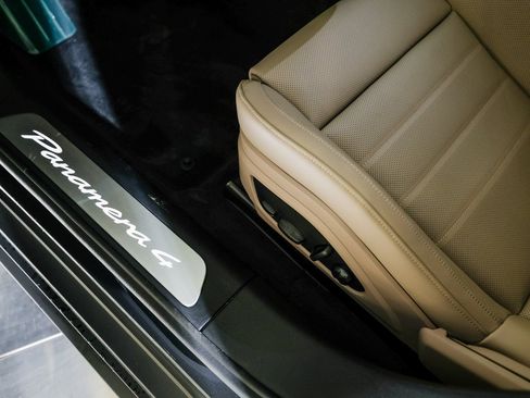 New 2026 Porsche Panamera 4 E-Hybrid AWD/4WD image 14