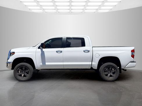 Used 2019 Toyota Tundra Limited w/ Limited Premium Package AWD/4WD image 8