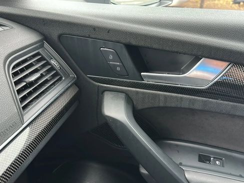 Used 2018 Audi SQ5 Prestige w/ Prestige Package AWD/4WD image 43