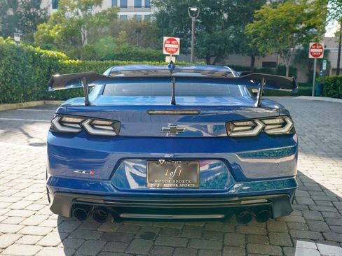 Used 2019 Chevrolet Camaro ZL1 image 22