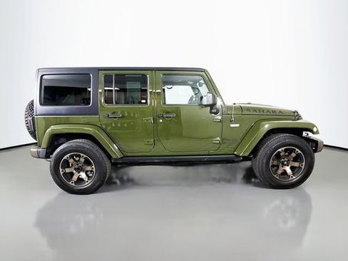 Used 2016 Jeep Wrangler Unlimited Sahara AWD/4WD image 10