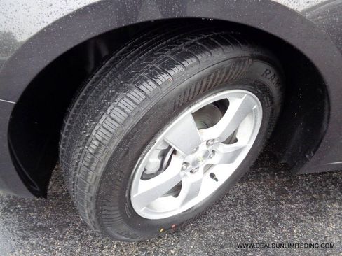 Used 2016 Chevrolet Cruze LT FWD image 7