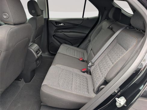 Used 2023 Chevrolet Equinox LT FWD image 15