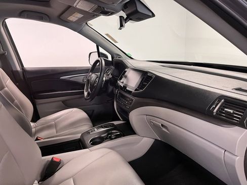 Used 2023 Honda Ridgeline RTL image 11