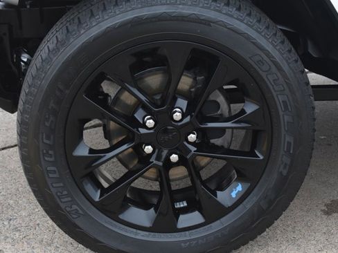 Used 2023 Jeep Wrangler Unlimited Sahara w/ Cold Weather Group image 10