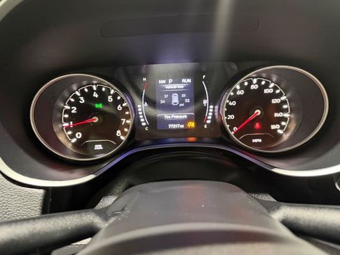 Used 2021 Jeep Compass Latitude w/ Sun and Sound Group FWD image 22