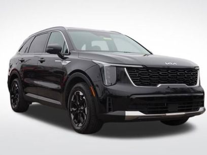 Used 2025 Kia Sorento S